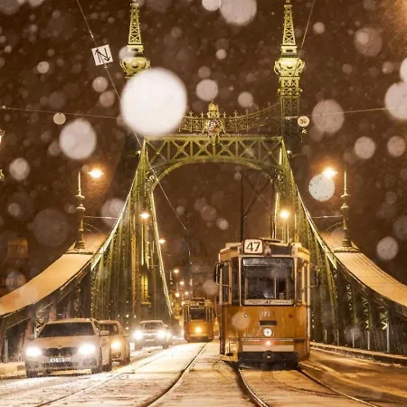 Vadasz Street ブダペスト