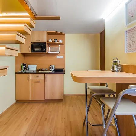 Central Vadasz Street Apartment