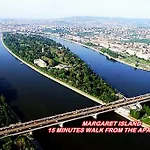 Vadasz Street